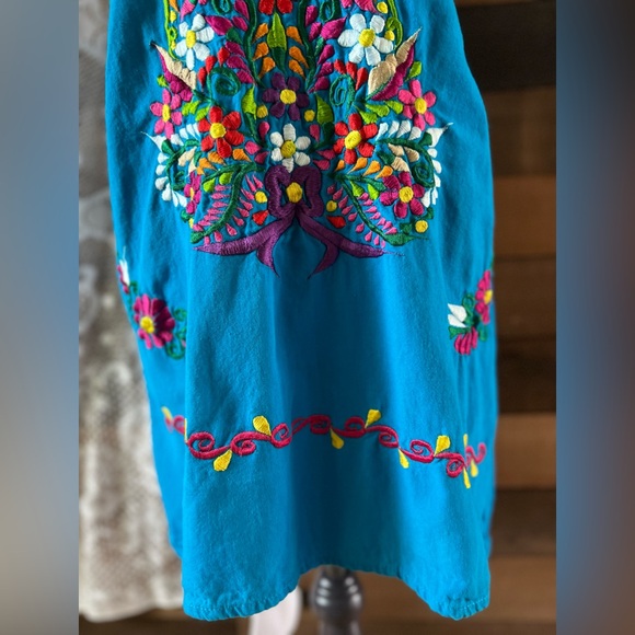 Blue Authentic Mexican Flower Embroidered Short Sleeve Midi Dress One Size - Picture 4 of 9